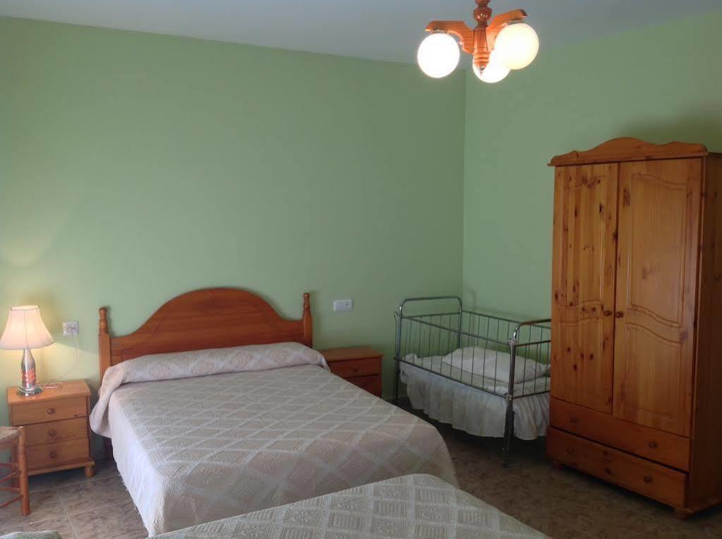 Hostal Julio Трухільйо Екстер'єр фото